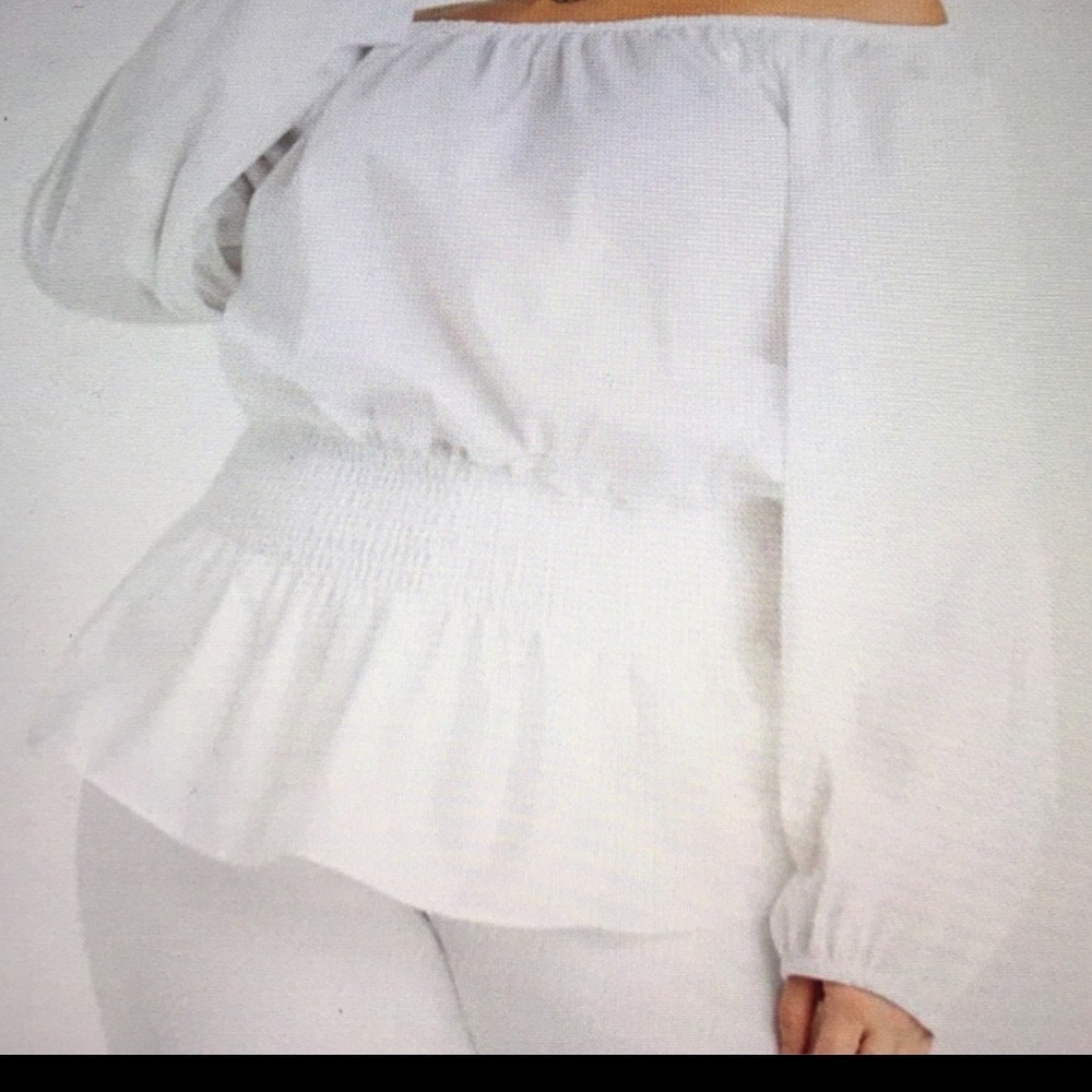 ๐ ASHLEY STEWART WHITE BLOUSE NWT - Picture 1 of 4